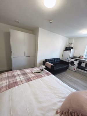 Photo 7- click for photo gallery